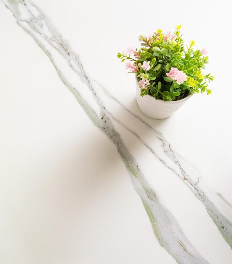 7 Tips for Quick Countertop Maintenance Between Meals