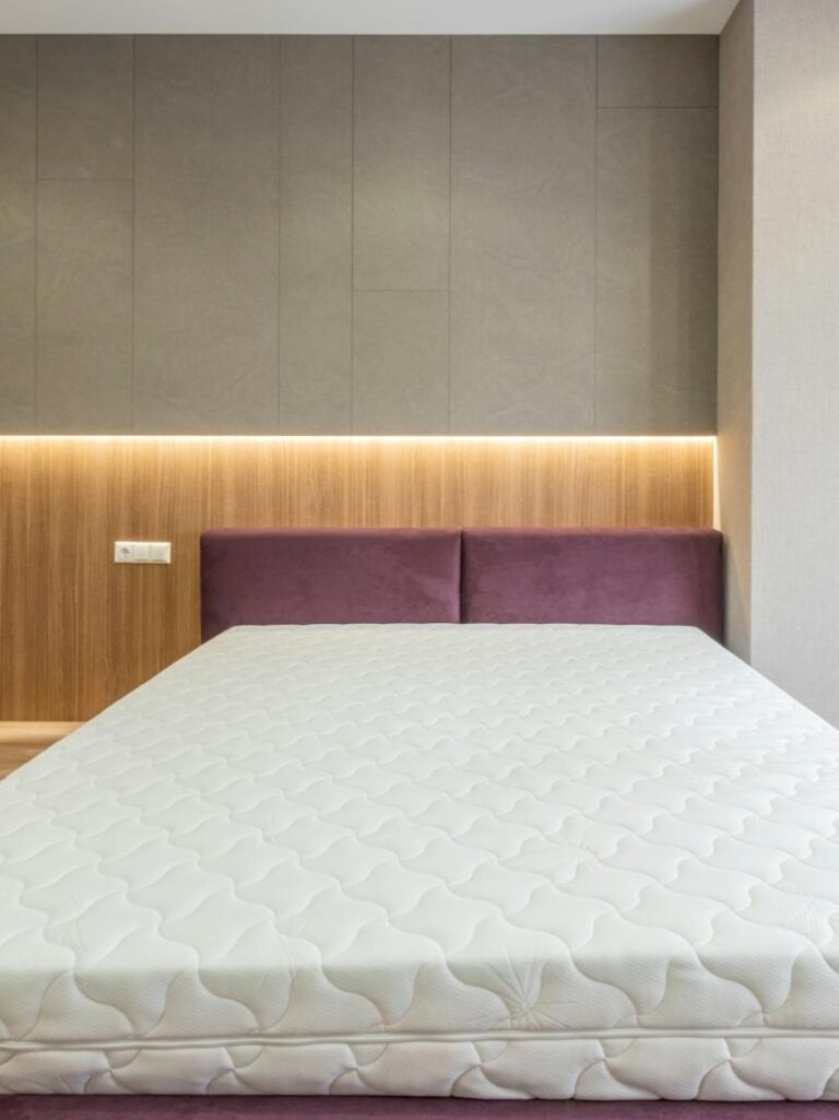 8 Ways to Refresh Mattresses With Mild Odors