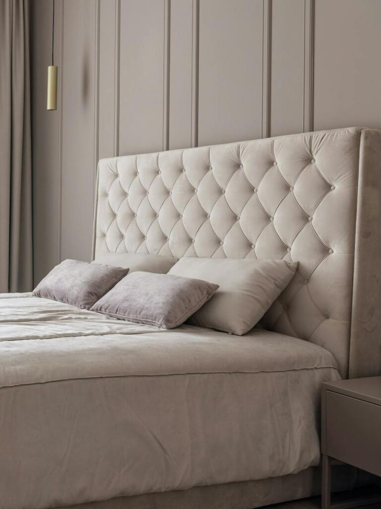 How to Clean a Dusty Headboard