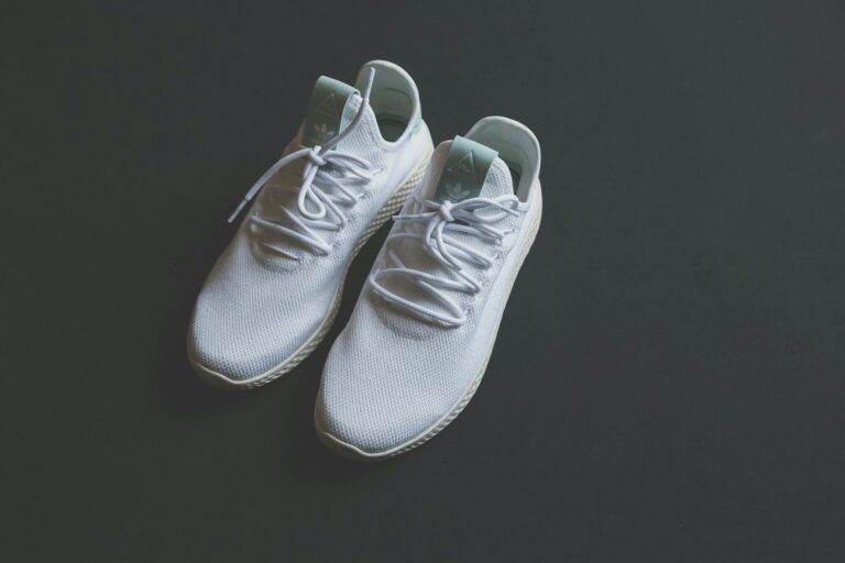 How to Clean White Shoes